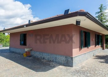 Casa all\'aperto - Villa Contrada Calcerana Marina Piazza Aretusa
 
snc, Biancavilla - photo 24