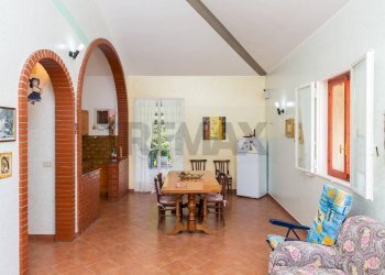 Sala da pranzo - Villa Contrada Calcerana Marina Piazza Aretusa
 
snc, Biancavilla - photo 31