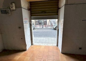 interno - Locale Commerciale Via Roma
103, San Giovanni la Punta - foto 7