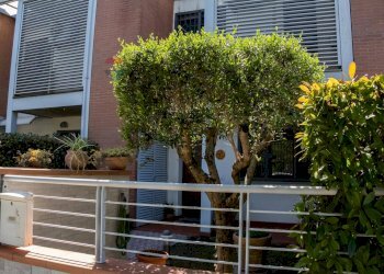 Edificio all\'aperto - Apartment Scandicci - photo 3
