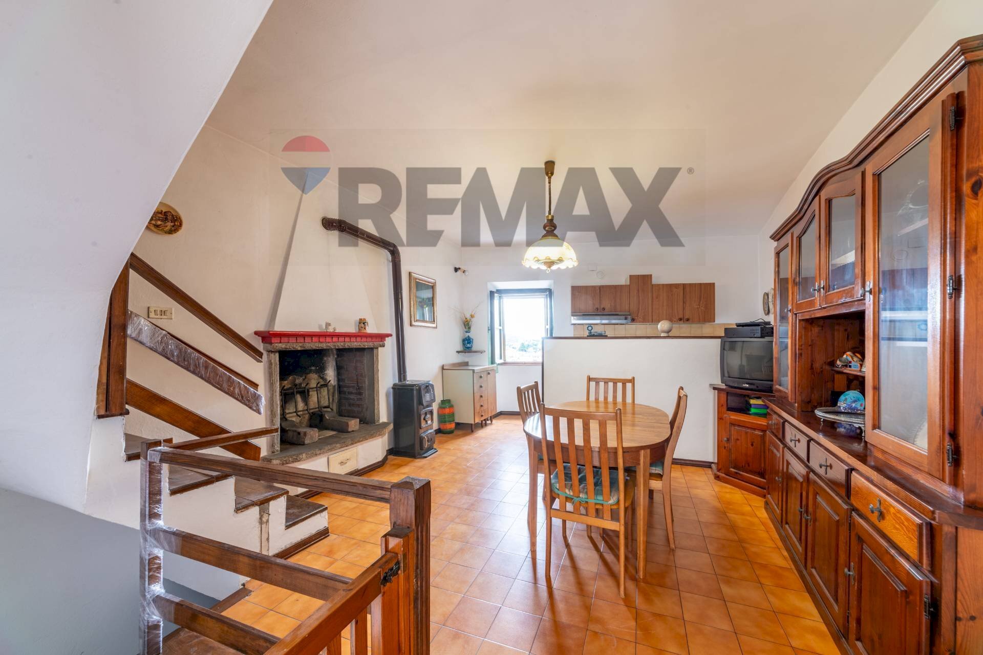 Sala da pranzo - Semi-detached house via dell'Arco
 
24, Castiglion Fiorentino - photo 2