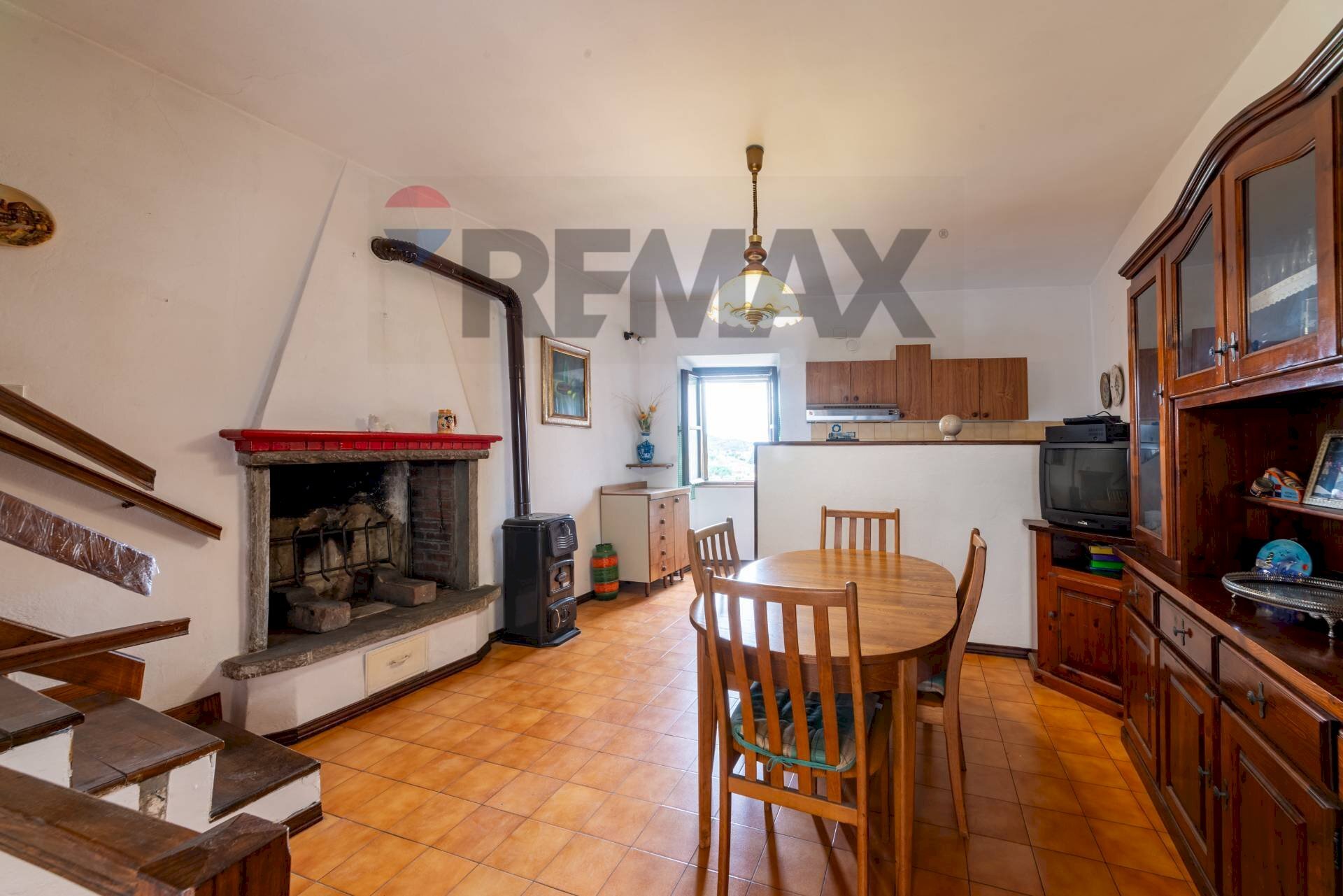 Sala da pranzo - Semi-detached house via dell'Arco
 
24, Castiglion Fiorentino - photo 3