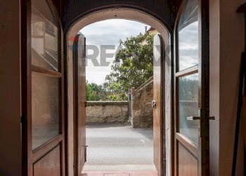 Hall / corridoio - Semi-detached house via dell'Arco
 
24, Castiglion Fiorentino - photo 8
