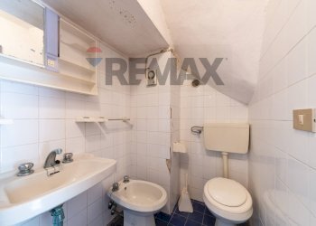 Bagno - Semi-detached house via dell'Arco
 
24, Castiglion Fiorentino - photo 10