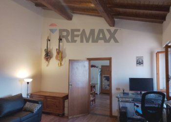 Soggiorno - Three-room apartment G. Di Vittorio
 
1, Figline e Incisa Valdarno - photo 14