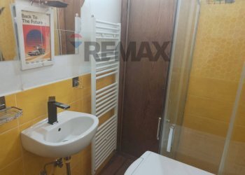 Bagno - Three-room apartment G. Di Vittorio
 
1, Figline e Incisa Valdarno - photo 18