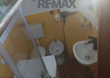 Bagno - Three-room apartment G. Di Vittorio
 
1, Figline e Incisa Valdarno - photo 21
