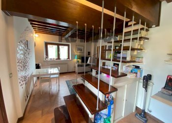 Dispensa di stoccaggio - Three-room apartment Strada Ferro Di Cavallo Santa Lucia, Perugia - photo 3
