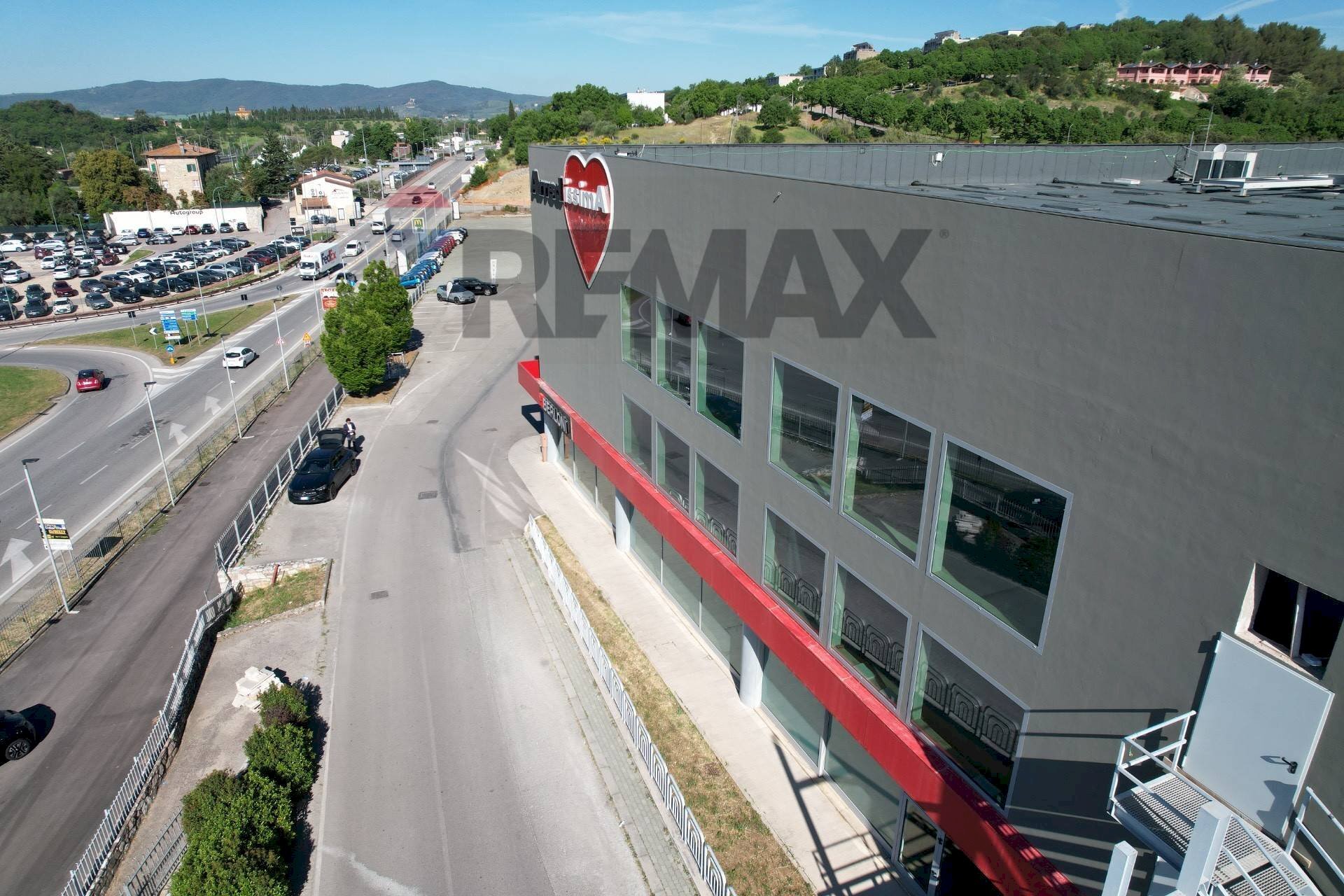 Edificio all\'aperto - Commercial Premises via Antonio Gramsci
sic, Corciano - photo 2