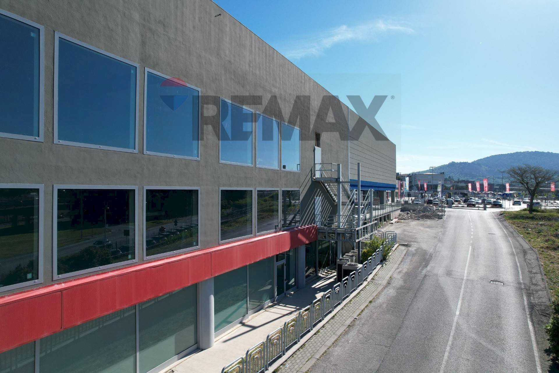 Edificio all\'aperto - Commercial Premises via Antonio Gramsci
sic, Corciano - photo 3