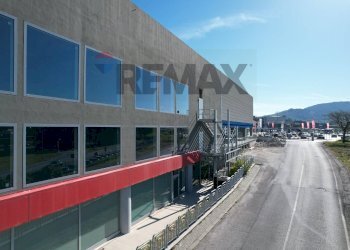 Edificio all\'aperto - Commercial Premises via Antonio Gramsci
sic, Corciano - photo 3