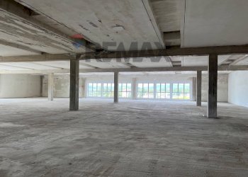 Parcheggio - Commercial Premises via Antonio Gramsci
sic, Corciano - photo 15