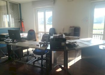 Ufficio - Shed Via Alessandro Monteneri
37, Perugia - photo 3