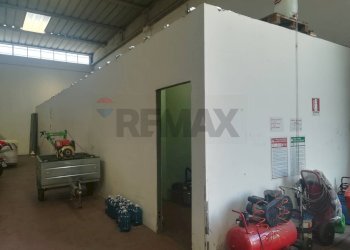 Parcheggio - Shed Via Alessandro Monteneri
37, Perugia - photo 33