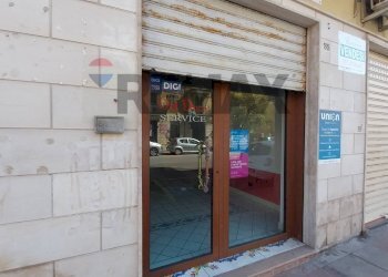 Edificio all\'aperto - Commercial Premises Salerno - photo 9