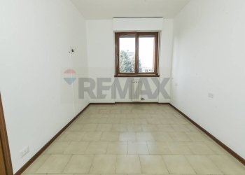 Stanza vuota - Three-room apartment Giovanni Pacini
 
81, Seregno - photo 14