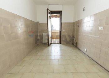 Stanza vuota - Three-room apartment Giovanni Pacini
 
81, Seregno - photo 18