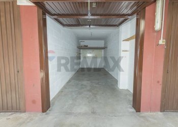 Parcheggio - Three-room apartment Giovanni Pacini
 
81, Seregno - photo 25