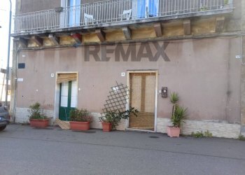 Casa all\'aperto - Casa indipendente VIA ROSSA
 
42, Acireale - foto 1