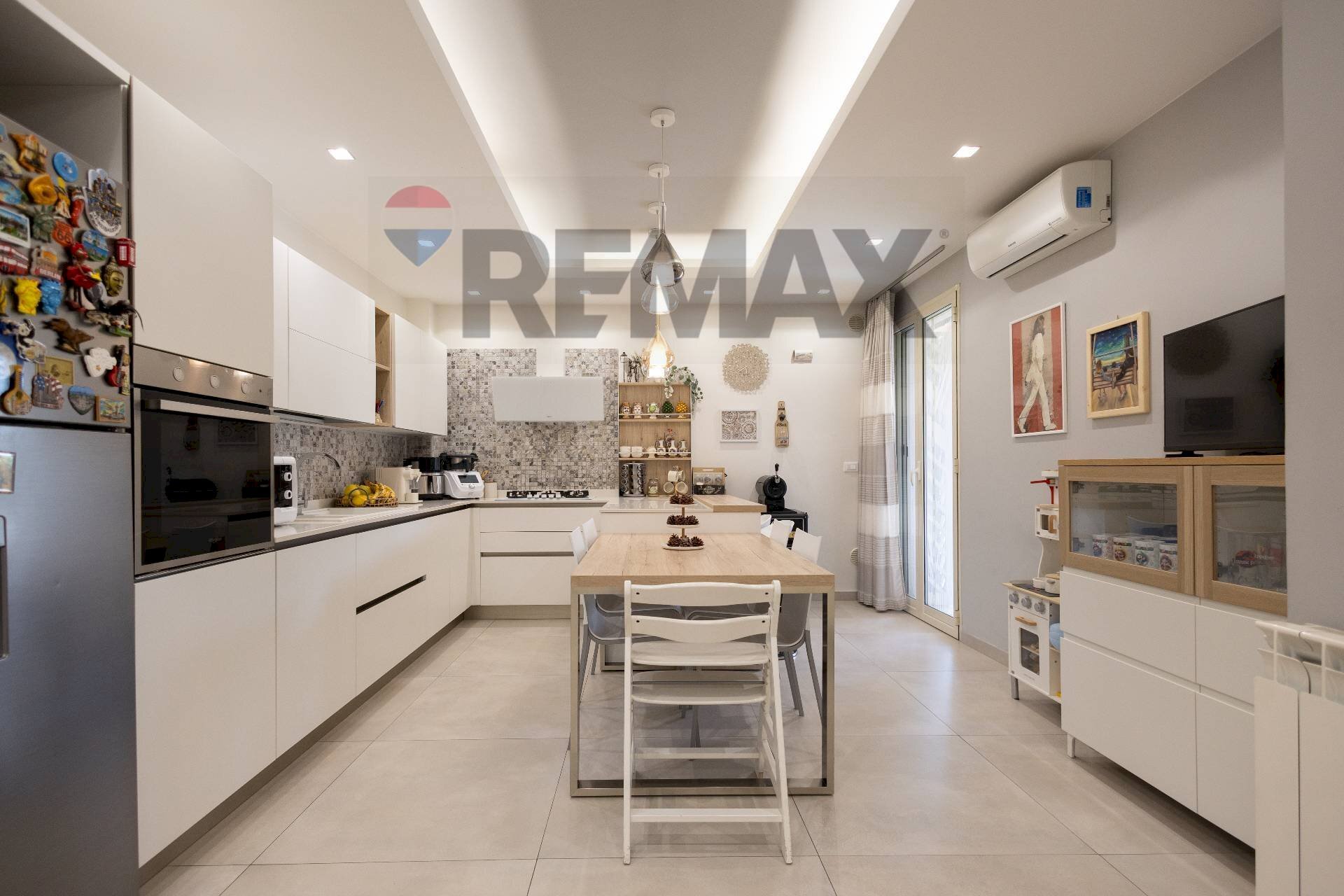 Cucina - Apartment via pompeo cisternazza
 
10, Mascalucia - photo 1
