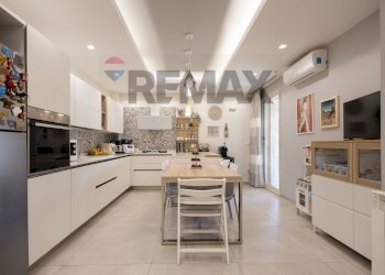 Cucina - Apartment via pompeo cisternazza
 
10, Mascalucia - photo 1