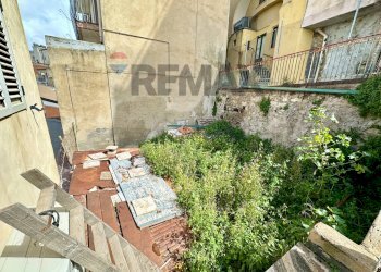 Edificio all\'aperto - Independent house Via Arnaldo Casalini, Centuripe - photo 11