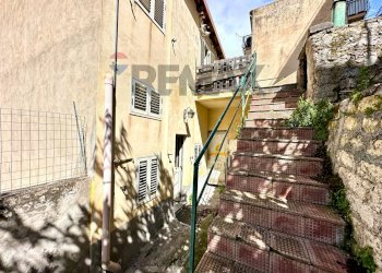 Scale - Independent house Via Arnaldo Casalini, Centuripe - photo 15