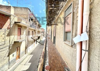 Edificio all\'aperto - Two-room apartment Via Regina Elena
 
59, Catenanuova - photo 2