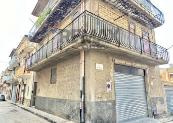 Edificio all\'aperto - Two-room apartment Via Regina Elena
 
59, Catenanuova - photo 15
