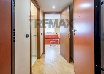 Hall / corridoio - Monolocale Via Caldirola
 
7, Milano - foto 12