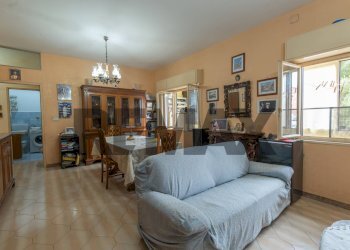 Sala da pranzo - Appartamento Via santi Amato
 
42, Siracusa - foto 4