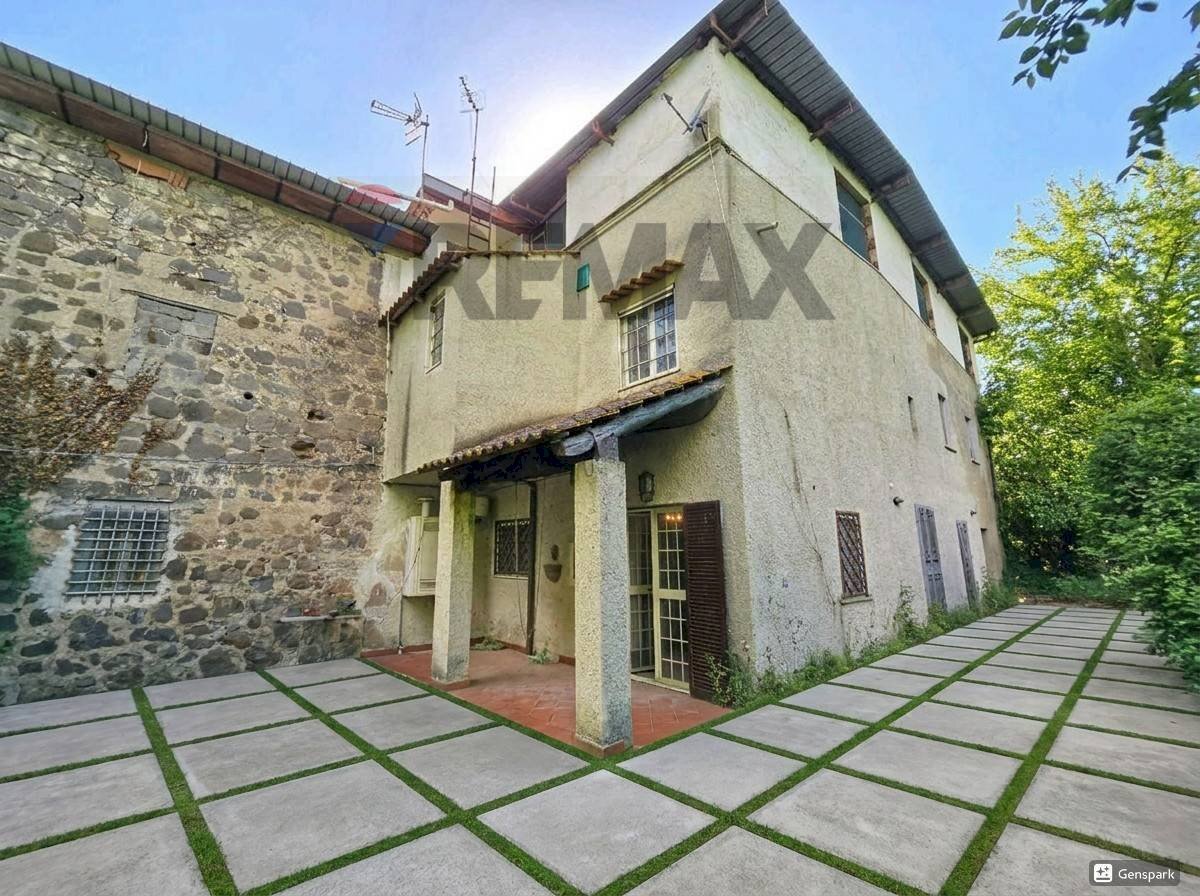 Casa all\'aperto - Rustico Via Frascale Esche
sn, Caianello - foto 2