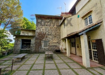 Casa all\'aperto - Rustico Via Frascale Esche
sn, Caianello - foto 3