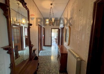 Hall / corridoio - Appartamento Via San Giovanni del Monte
 
67, Carcare - foto 15