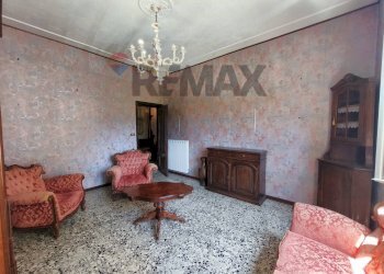 Soggiorno - Appartamento Via San Giovanni del Monte
 
67, Carcare - foto 34