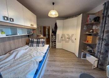 Camera / camera da letto - Three-room apartment Fonteno - photo 30