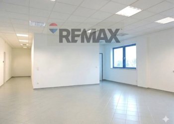 Stanza vuota - Ufficio Piazzale Schumm, Alpignano - foto 10