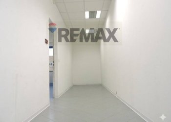 Stanza vuota - Ufficio Piazzale Schumm, Alpignano - foto 11