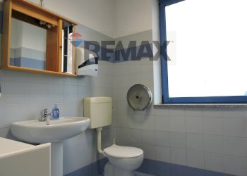 Bagno - Ufficio Piazzale Schumm, Alpignano - foto 15