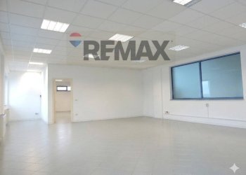 Stanza vuota - Ufficio Piazzale Schumm, Alpignano - foto 17