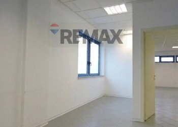 Stanza vuota - Ufficio Piazzale Schumm, Alpignano - foto 19