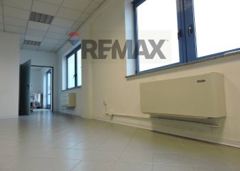 Stanza vuota - Ufficio Piazzale Schumm, Alpignano - foto 20