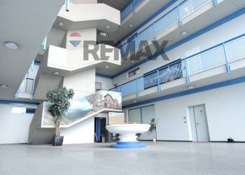 Edificio all\'aperto - Ufficio Piazzale Schumm, Alpignano - foto 23