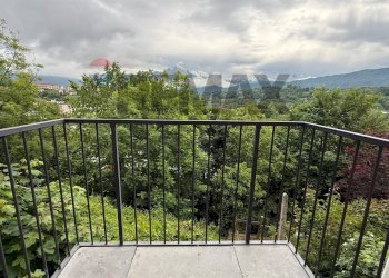 Balcone - Two-room apartment Via Santa Maria Dei Battuti
13, Belluno - photo 5