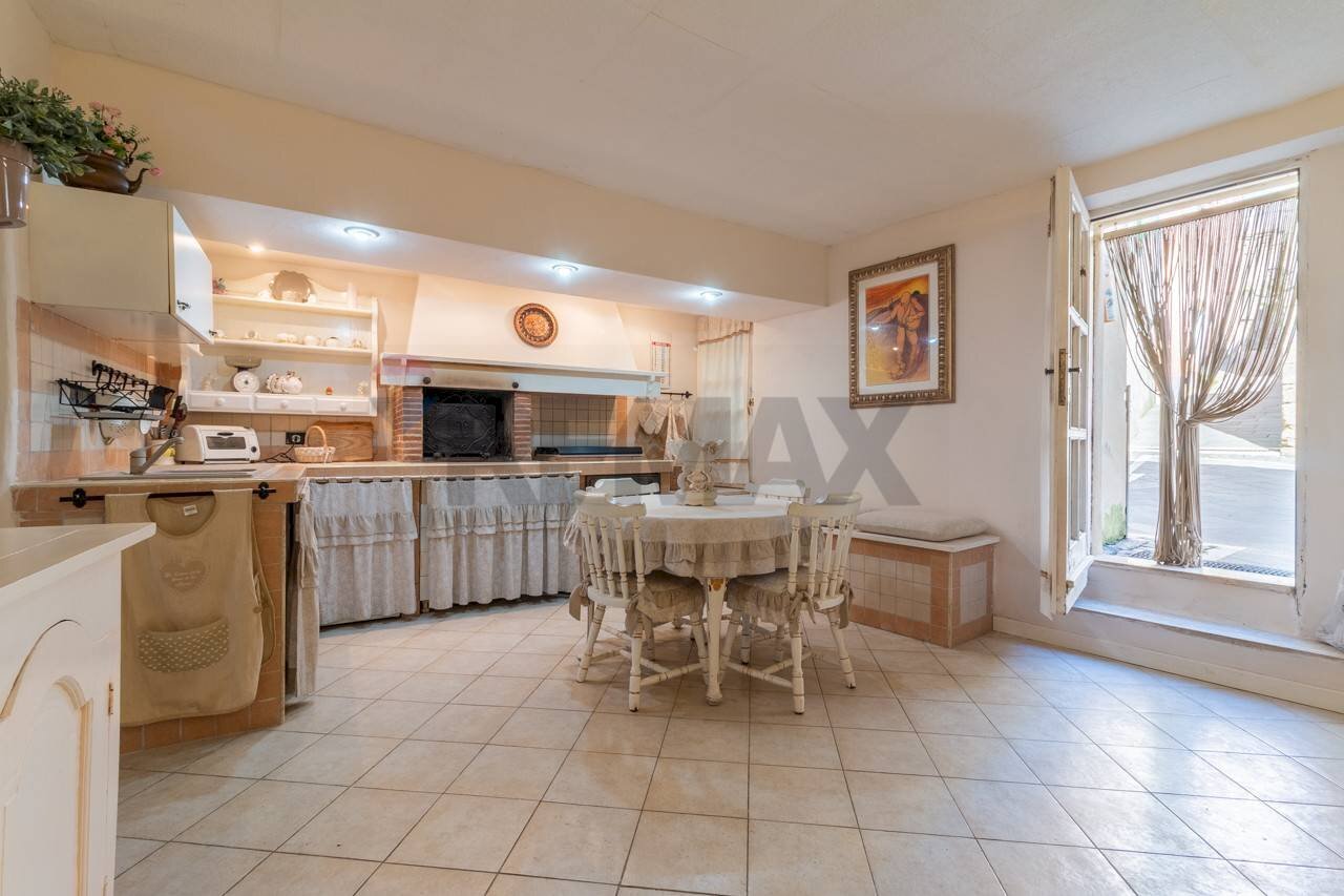 Cucina - Bilocale Ischia di Castro - foto 1