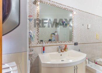 Bagno - Three-room apartment Via Grazia Deledda
 
52, Sassari - photo 5