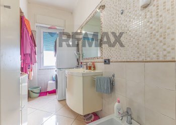 Bagno - Three-room apartment Via Grazia Deledda
 
52, Sassari - photo 7