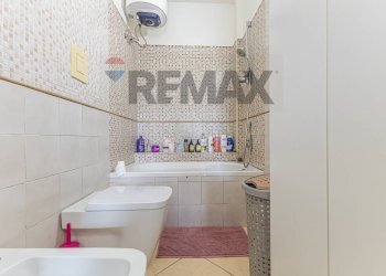 Bagno - Three-room apartment Via Grazia Deledda
 
52, Sassari - photo 35