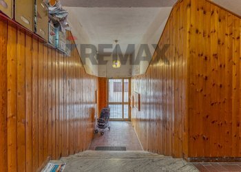 Ricezione / Lobby - Three-room apartment Via Grazia Deledda
 
52, Sassari - photo 45