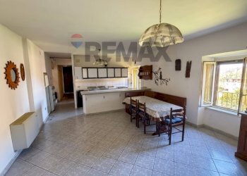 Sala da pranzo - Three-room apartment via Roberto Duca
 
8, Cittaducale - photo 1